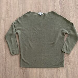 Tommy Bahama Olive Green Ribbed Boatneck Sweater size Large